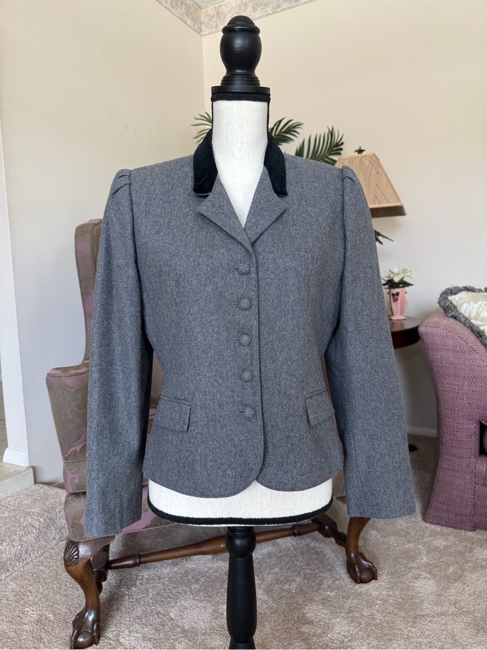 Women's Gray Tailored Blazer with Black Velvet Collar